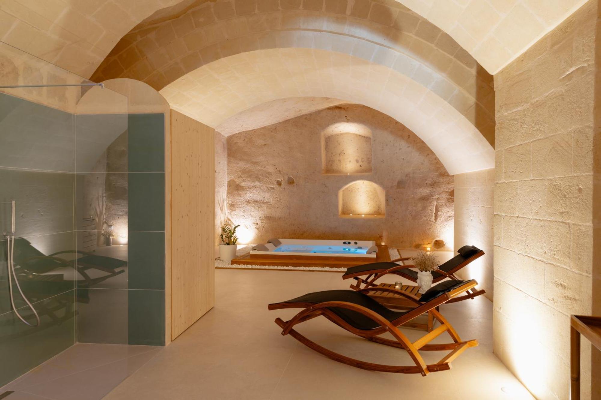 Endea Suite Rooms & Lounge Spa Matera Bagian luar foto